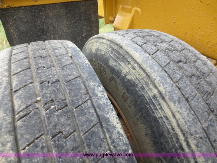 image for item F6942 1995 Ranch belly dump trailer