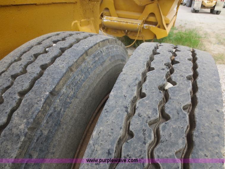 image for item F6942 1995 Ranch belly dump trailer