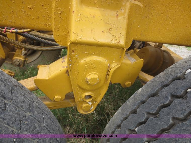 image for item F6942 1995 Ranch belly dump trailer