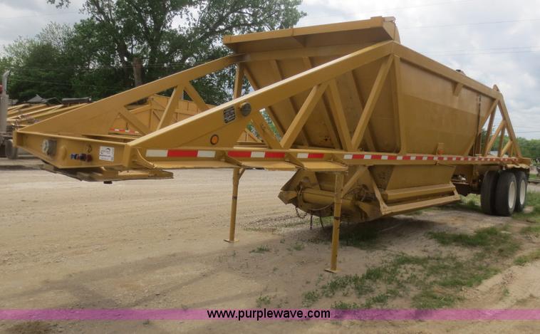 image for item F6943 1995 Ranch belly dump trailer