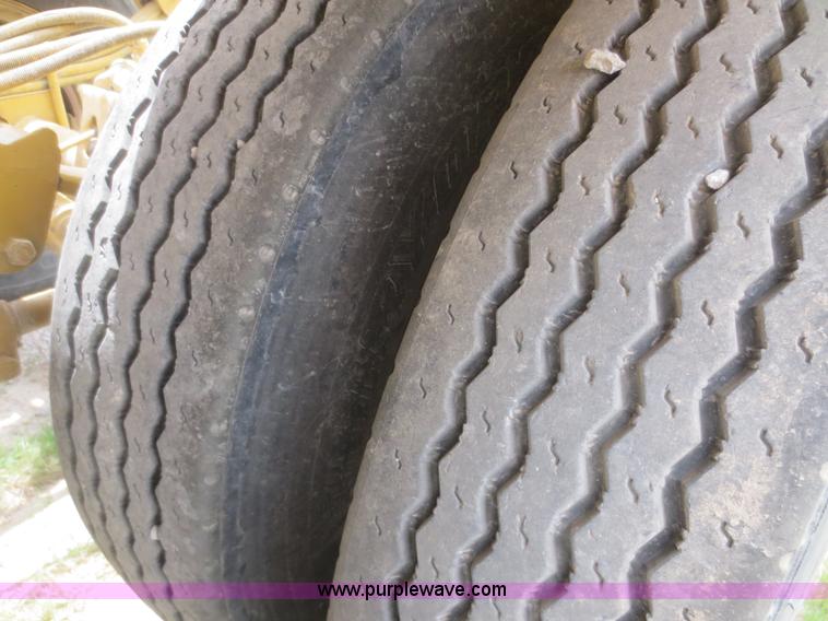 image for item F6943 1995 Ranch belly dump trailer