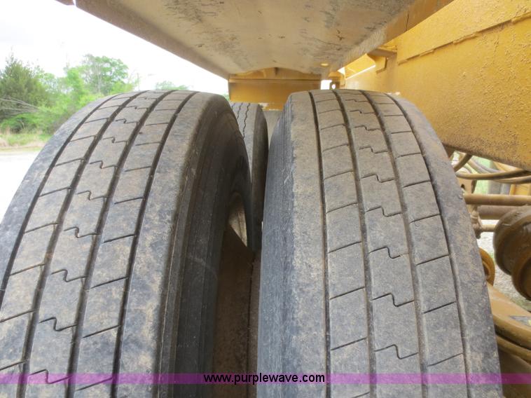 image for item F6943 1995 Ranch belly dump trailer