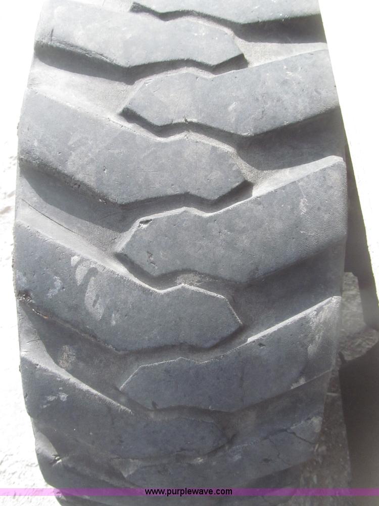 image for item F7278 1989 Bobcat 743 skid steer