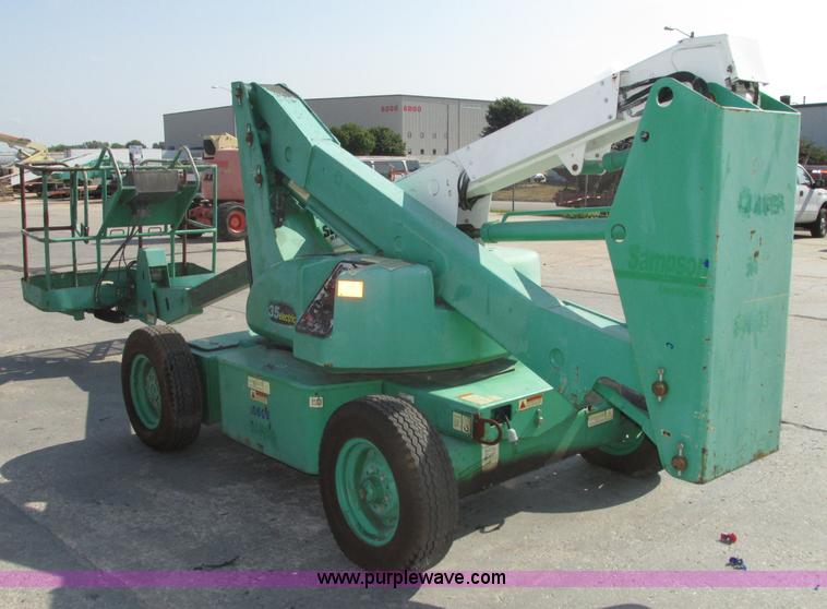image for item F7473 1999 JLG 35E boom lift
