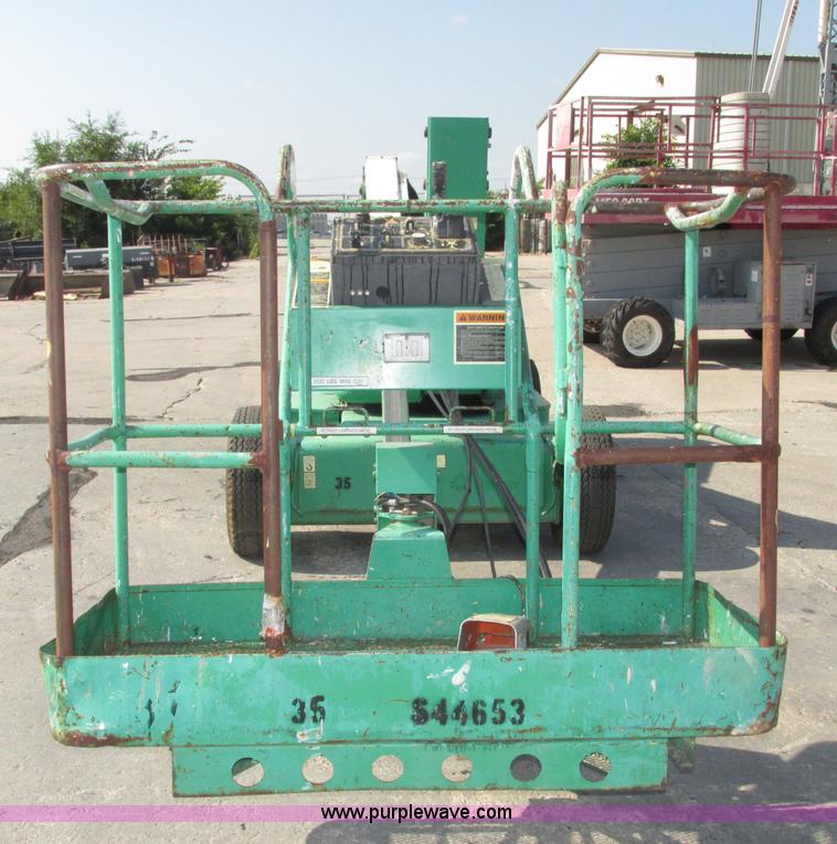 image for item F7473 1999 JLG 35E boom lift