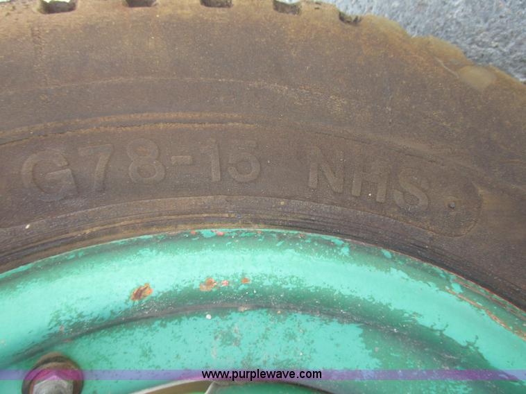 image for item F7473 1999 JLG 35E boom lift