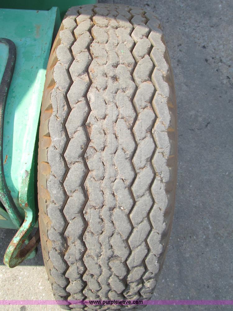 image for item F7473 1999 JLG 35E boom lift