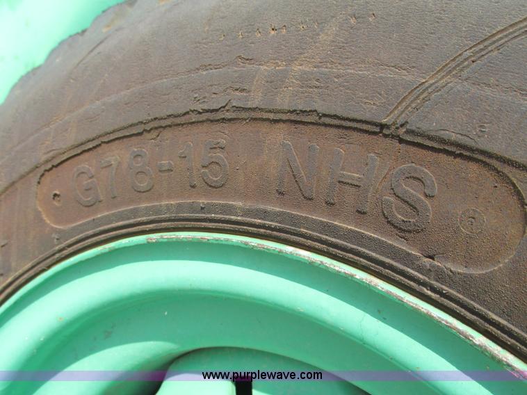 image for item F7473 1999 JLG 35E boom lift