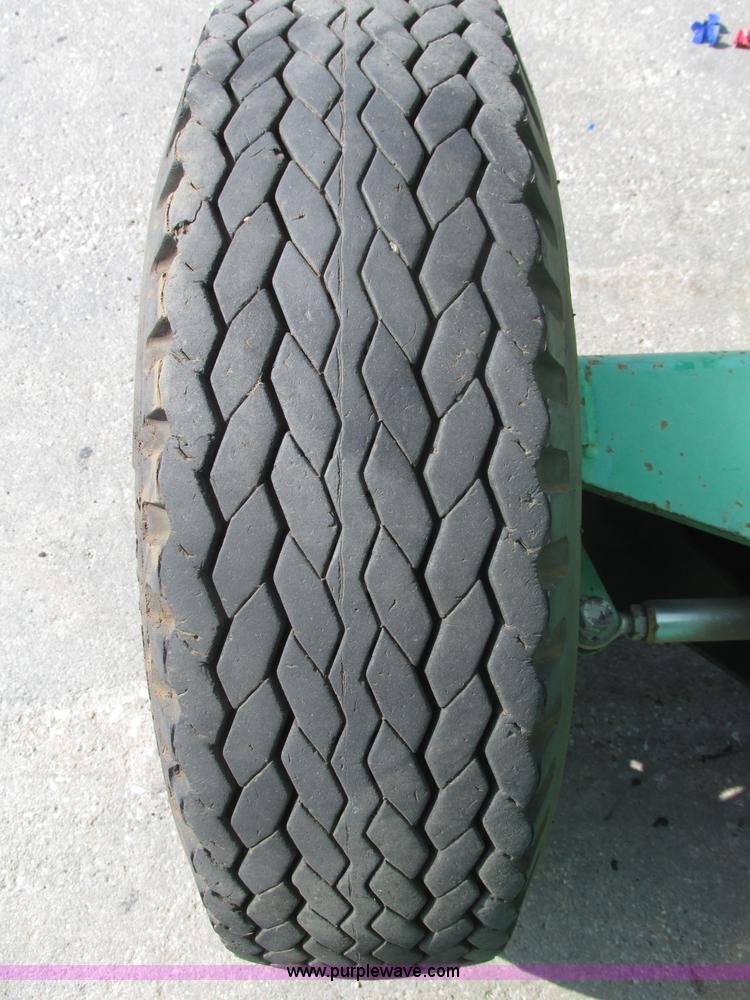 image for item F7473 1999 JLG 35E boom lift