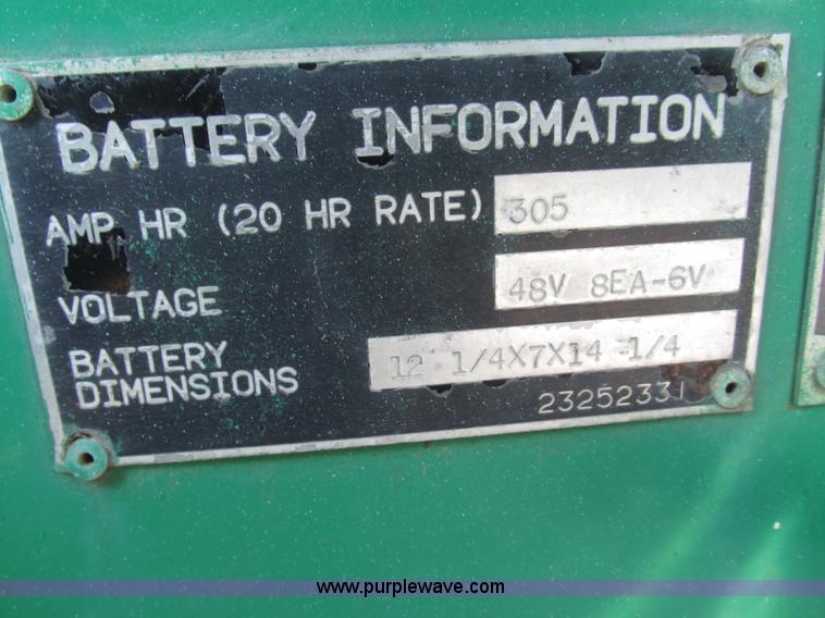 image for item F7473 1999 JLG 35E boom lift