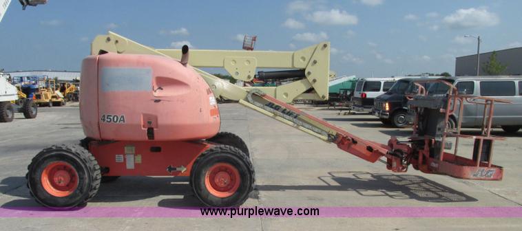 image for item F7474 2000 JLG 450A boom lift