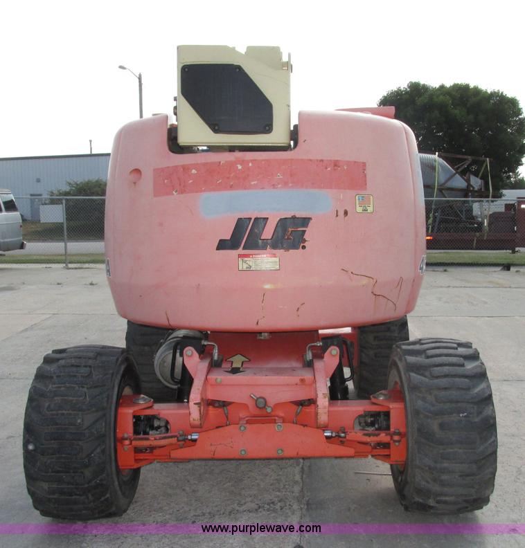 image for item F7474 2000 JLG 450A boom lift