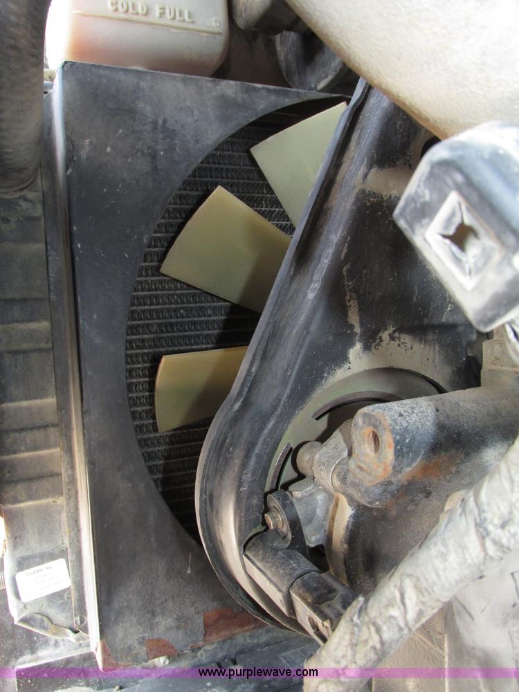 image for item F7474 2000 JLG 450A boom lift