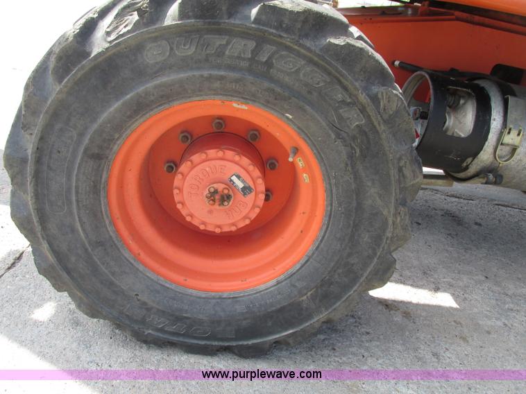 image for item F7474 2000 JLG 450A boom lift