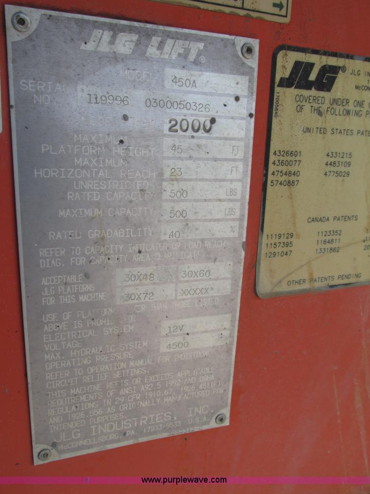 image for item F7474 2000 JLG 450A boom lift
