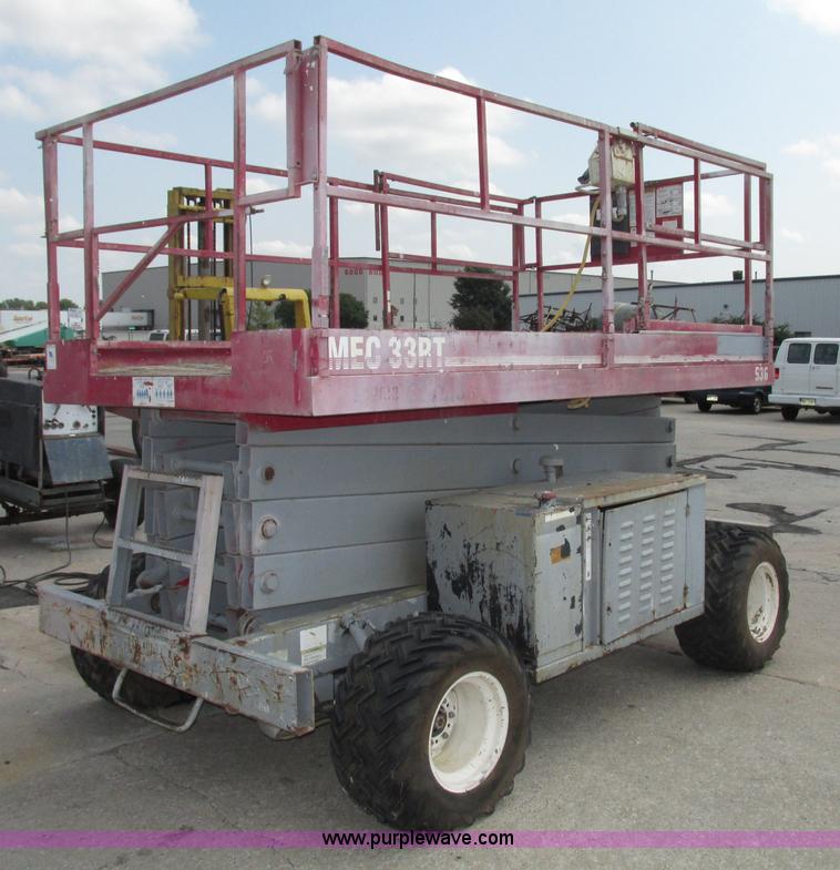 image for item F7475 Mec 33RT scissor lift