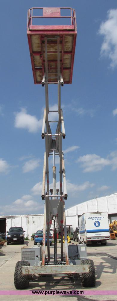 image for item F7475 Mec 33RT scissor lift