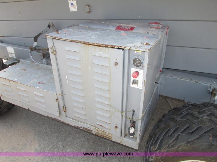 image for item F7475 Mec 33RT scissor lift