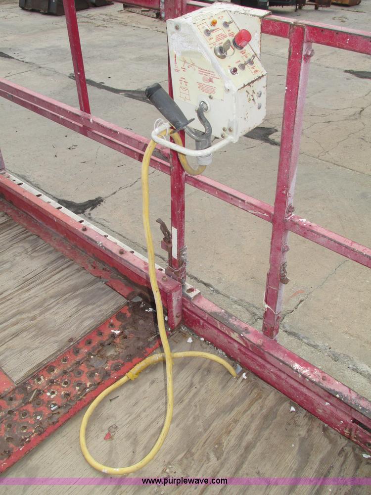 image for item F7475 Mec 33RT scissor lift