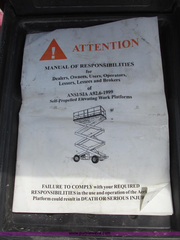 image for item F7475 Mec 33RT scissor lift