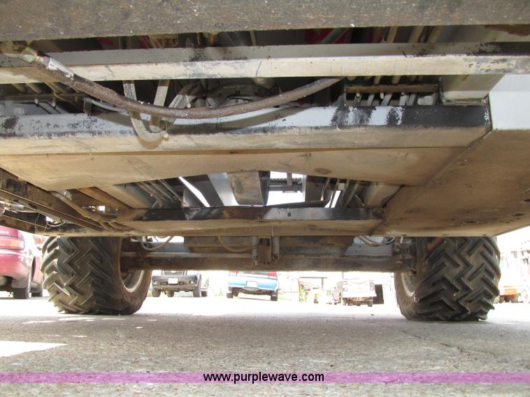 image for item F7475 Mec 33RT scissor lift