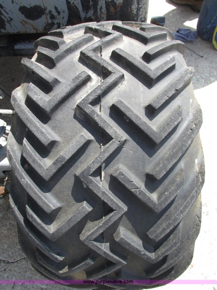 image for item F7475 Mec 33RT scissor lift