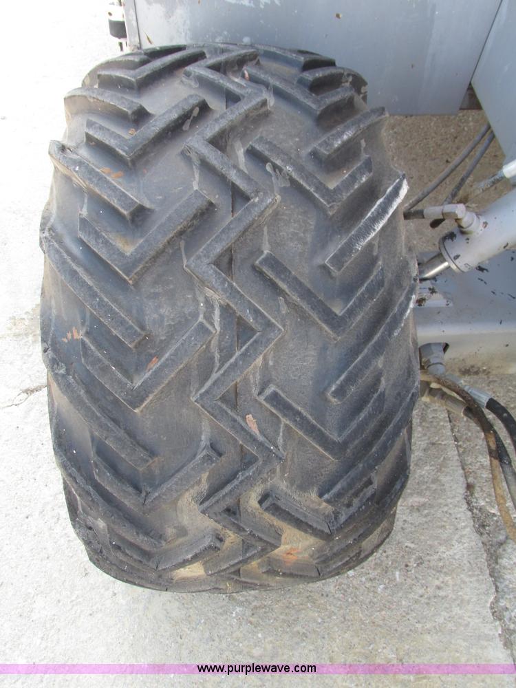 image for item F7475 Mec 33RT scissor lift