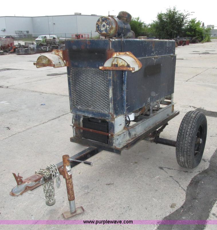image for item F7476 Miller welder/generator
