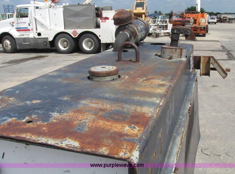 image for item F7476 Miller welder/generator