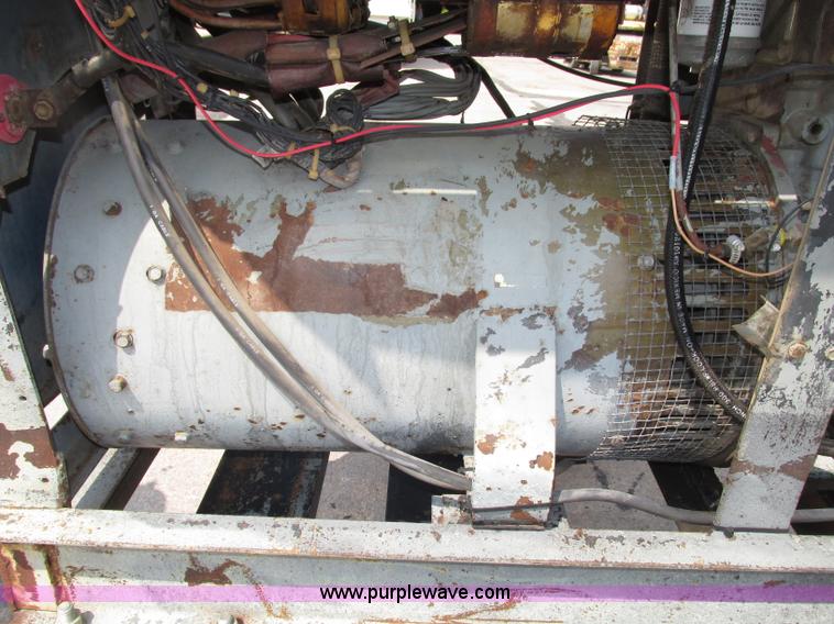 image for item F7476 Miller welder/generator