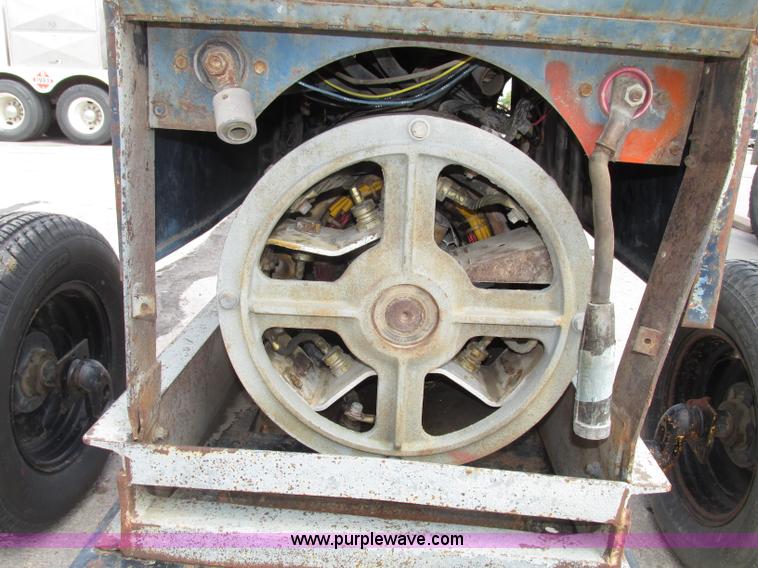 image for item F7476 Miller welder/generator