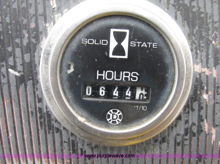 image for item F7477 Hyster H165E forklift