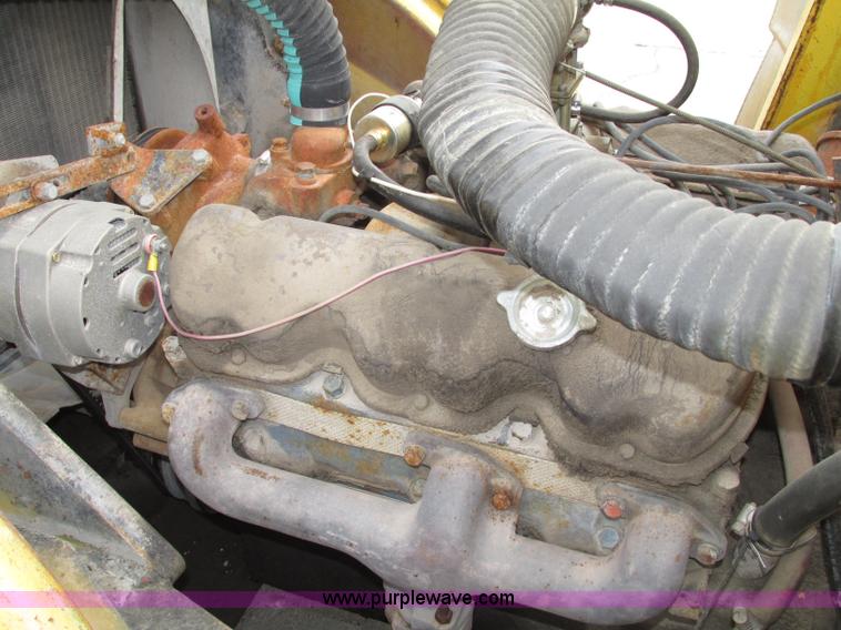 image for item F7477 Hyster H165E forklift