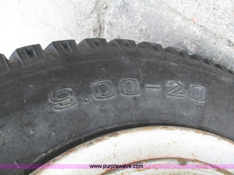 image for item F7477 Hyster H165E forklift