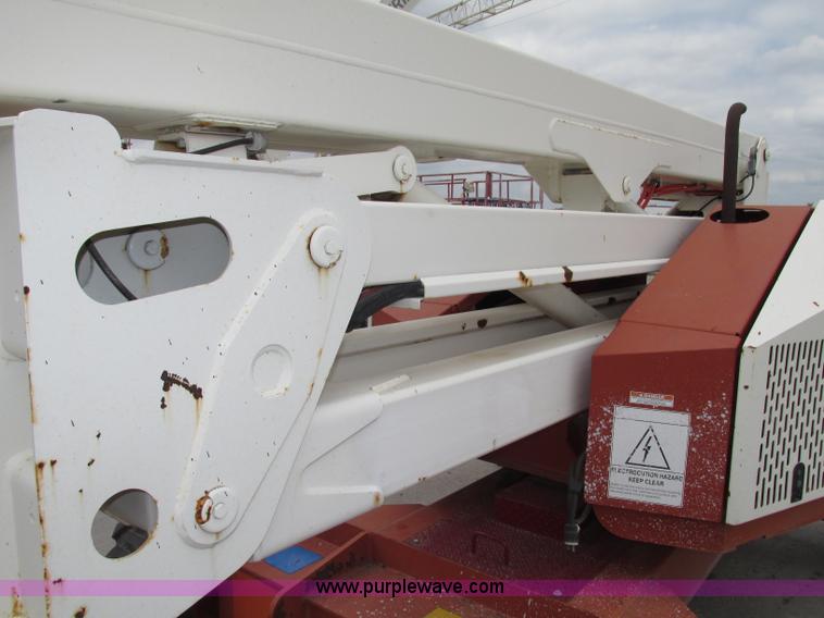 image for item F7478 2000 Snorkel ATB-50F0 boom lift
