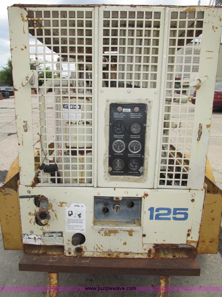 image for item F7479 Ingersoll Rand air compressor