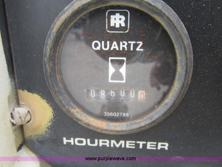 image for item F7479 Ingersoll Rand air compressor