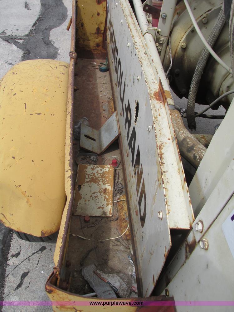 image for item F7479 Ingersoll Rand air compressor