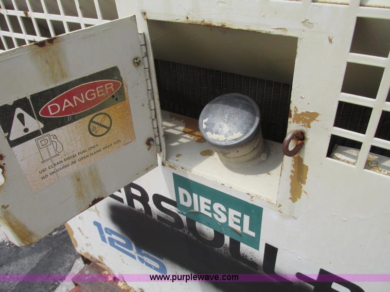 image for item F7479 Ingersoll Rand air compressor