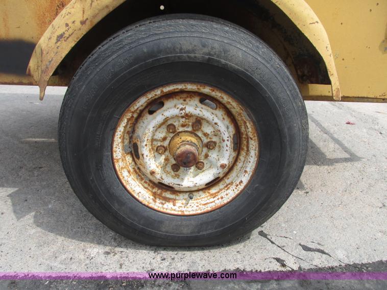 image for item F7479 Ingersoll Rand air compressor