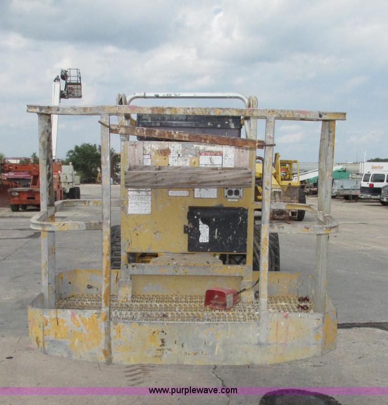 image for item F7480 Grove AMZ 66XT boom lift