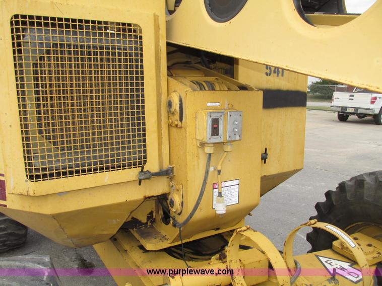 image for item F7480 Grove AMZ 66XT boom lift