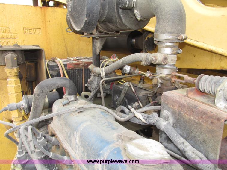 image for item F7480 Grove AMZ 66XT boom lift