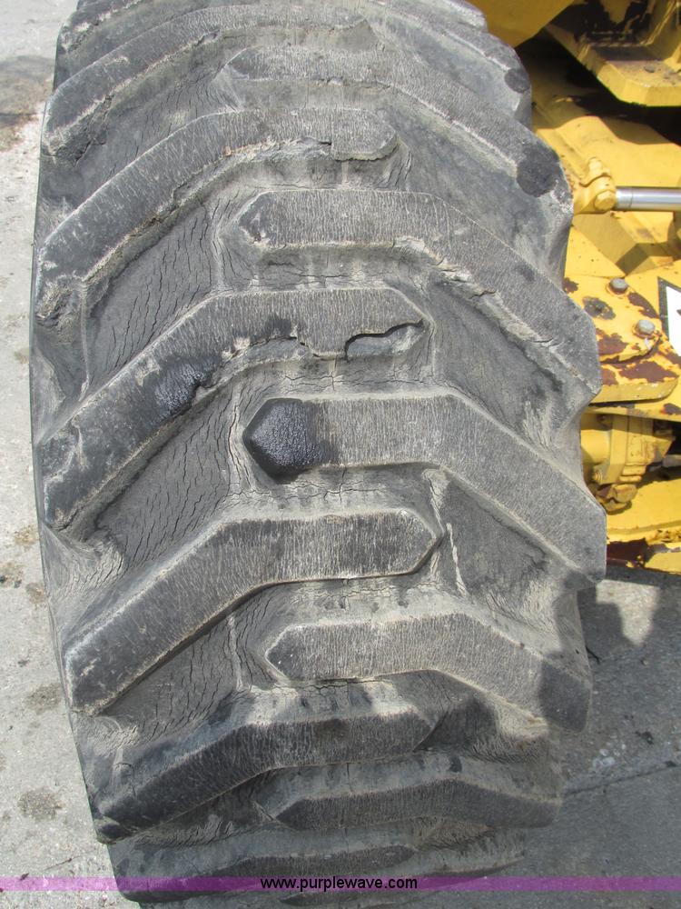 image for item F7480 Grove AMZ 66XT boom lift