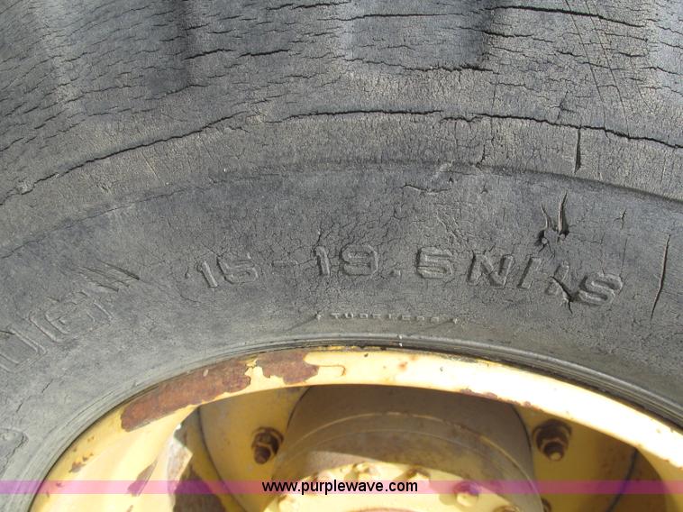 image for item F7480 Grove AMZ 66XT boom lift