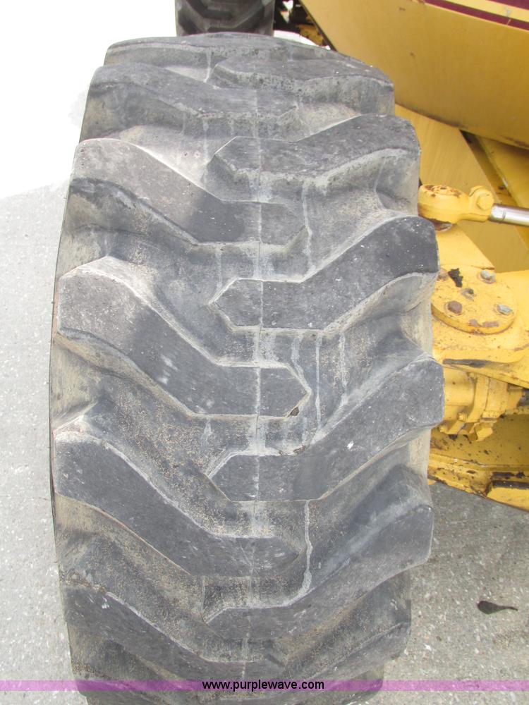 image for item F7480 Grove AMZ 66XT boom lift