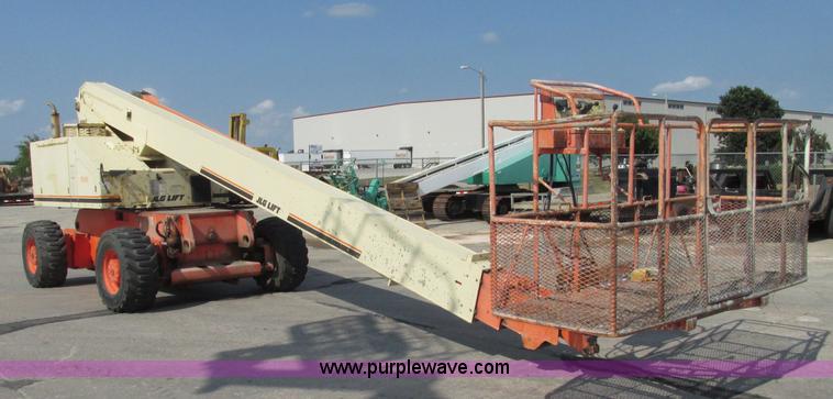 image for item F7481 1998 JLG 80HX boom lift