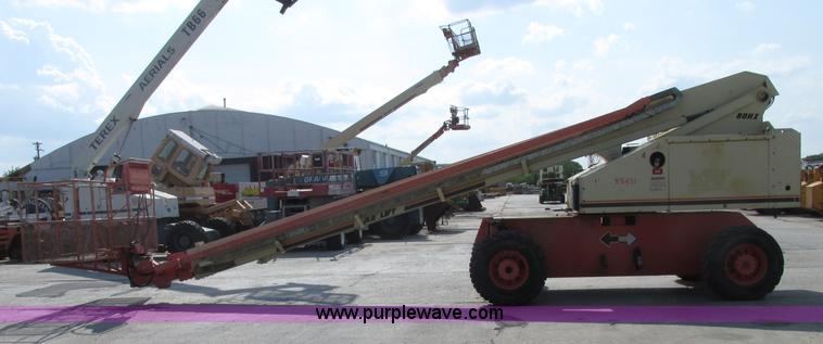 image for item F7481 1998 JLG 80HX boom lift