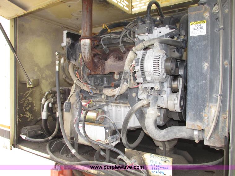 image for item F7481 1998 JLG 80HX boom lift