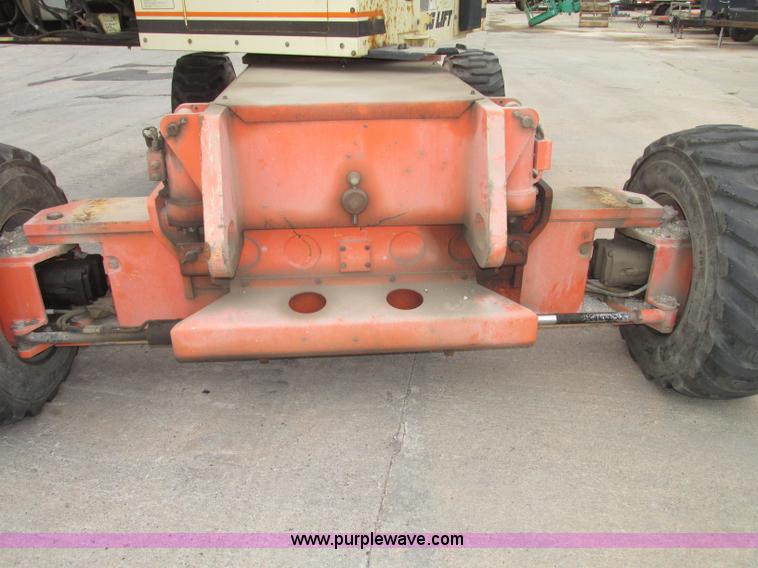 image for item F7481 1998 JLG 80HX boom lift